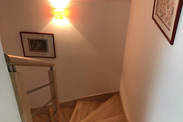 Rénovation intérieure - pose d'un nouvel escalier